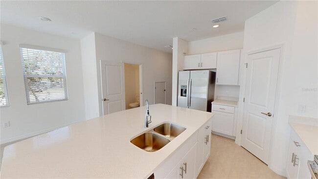 Building Photo - 5091 Spangle Dr