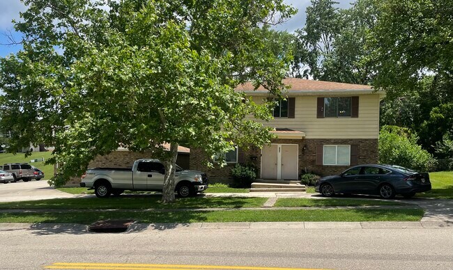 Foto del edificio - 540 Cherry Hill Drive