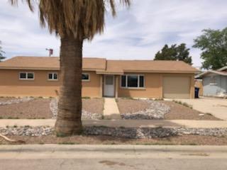 Building Photo - 8001 Parkland Dr