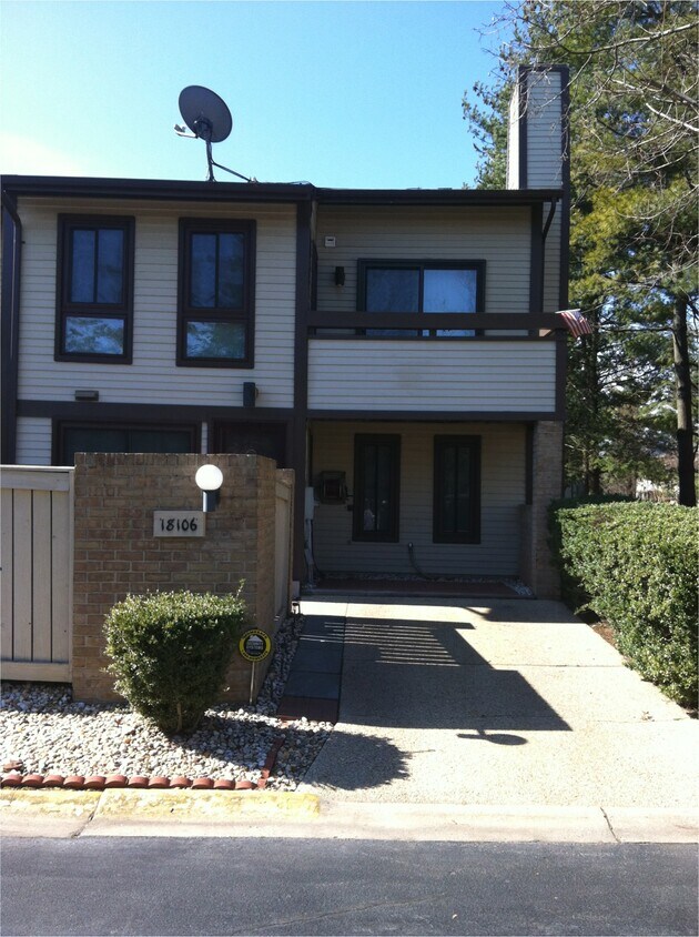 Primary Photo - 18106 Kilrush Ct