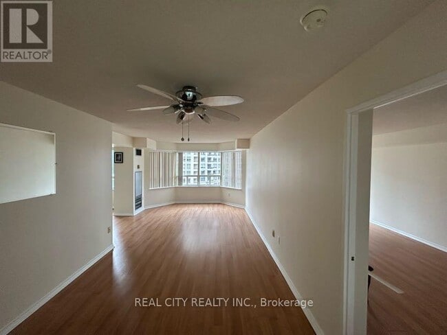Building Photo - 325 Webb Dr