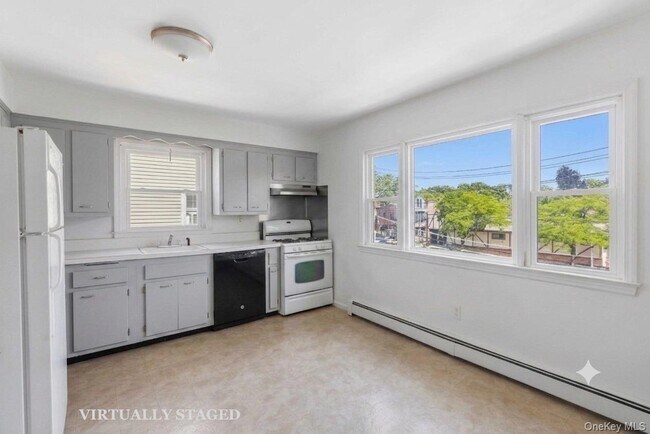 Foto del edificio - 508 New Rochelle Rd