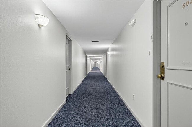 Foto del edificio - 7100 Sunshine Skyway Ln S