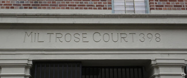 Foto del edificio - Miltrose Court