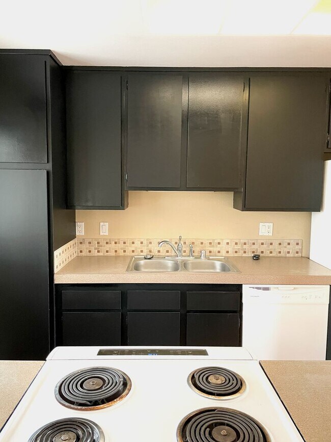 Foto del edificio - End Unit 3 Bed 2 Bath with a View