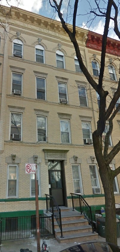 Primary Photo - 149 Guernsey St