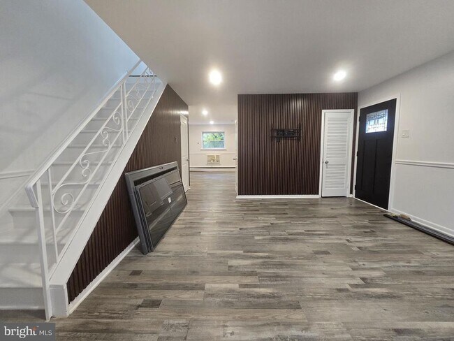 Foto del edificio - 15057 London Rd