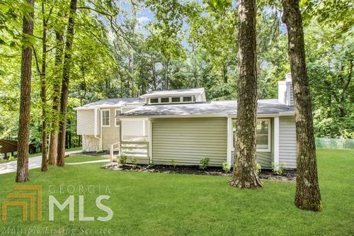 Foto del edificio - 6693 Live Oak Ln