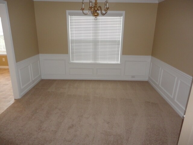 Foto del edificio - 820 Whitecrest Ct