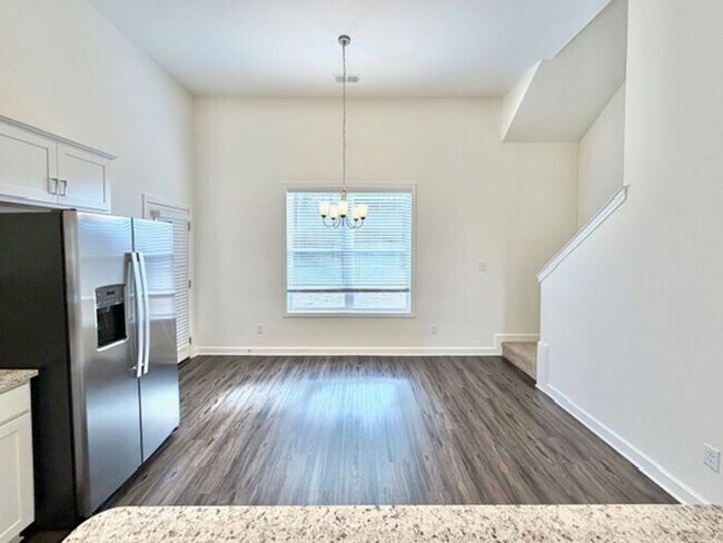 Foto del edificio - Now Leasing a 5-Bedroom 3 Bath Home in Horn Lake, MS.