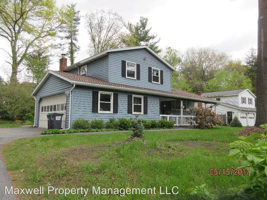 Primary Photo - 44 Huntwood Dr