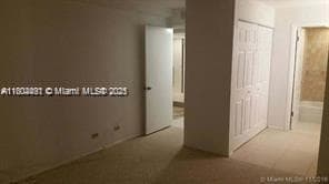 Building Photo - 3670 Inverrary Dr