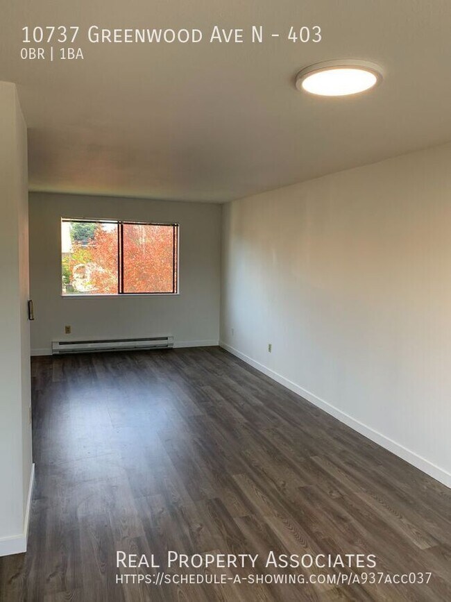 Foto del edificio - 10737 Greenwood Ave N