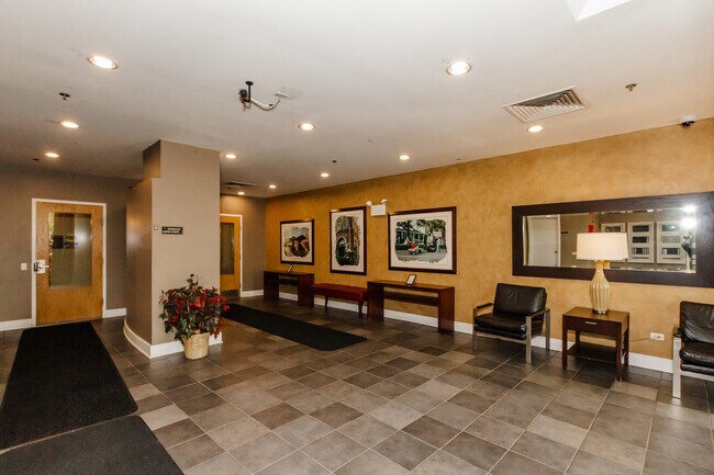 Foto del edificio - 1000 E 53rd St