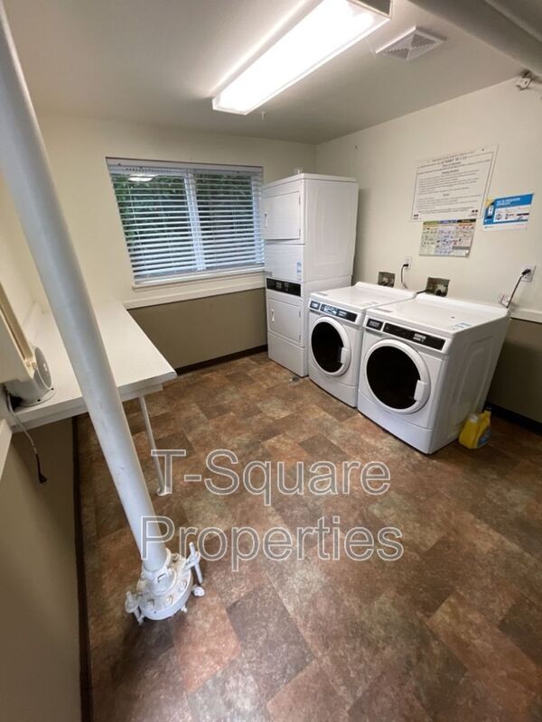 Foto del edificio - 7041 S 116th Pl