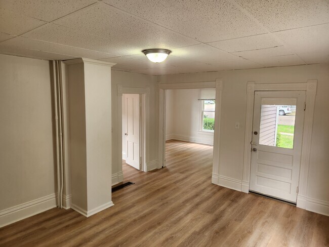 Foto del edificio - 735 Kimbark St