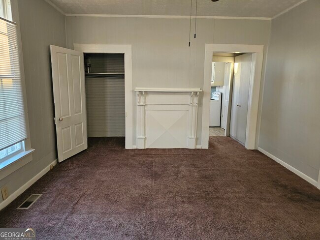 Foto del edificio - 1325 3rd St