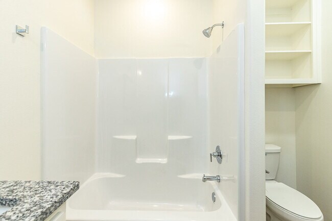 Foto del edificio - /Convenient to All Institutions of Higher ...