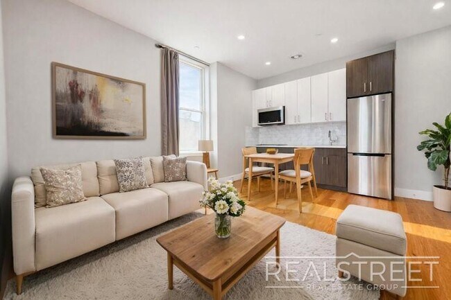 Foto del edificio - New 2 BEd in Fort Greene with Roof Deck & Laundry!