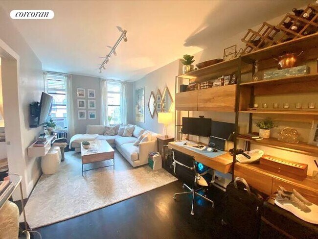 Foto del edificio - 182 Columbus Ave