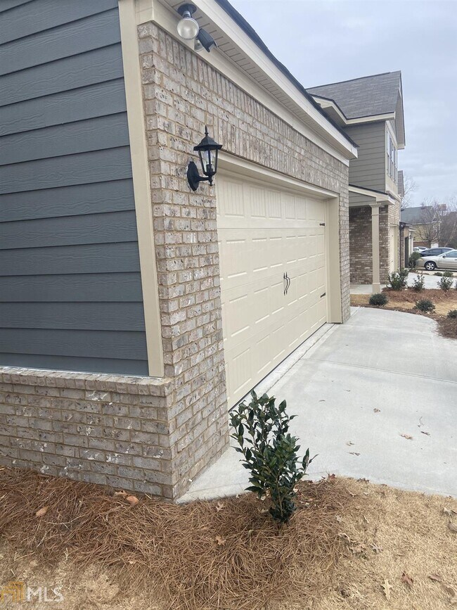 Foto del edificio - 5024 Pioneer Pkwy