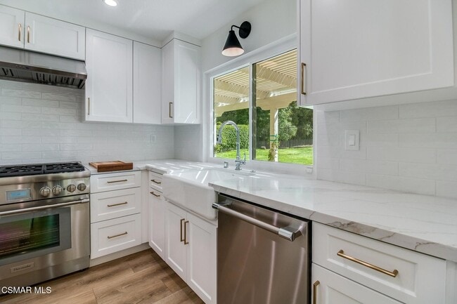 Foto del edificio - 6823 Castle Peak Dr