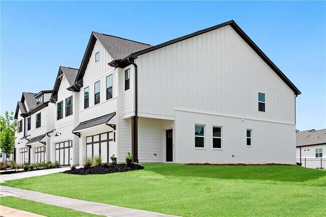 Building Photo - 4574 Cypress Pk Dr