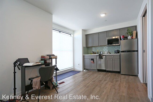 Building Photo - Studio, 1 bath House - 1532 Howard Street ...