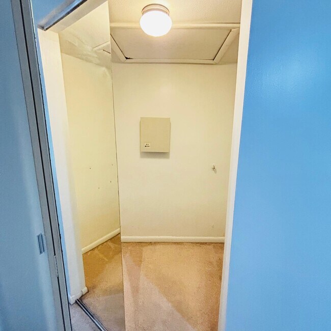 Foto del edificio - 386 Bennington Ln