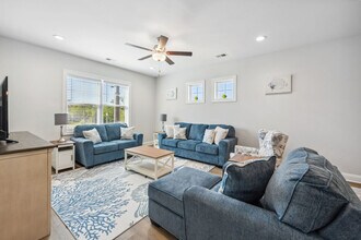 Building Photo - 13160 Ocean Hwy