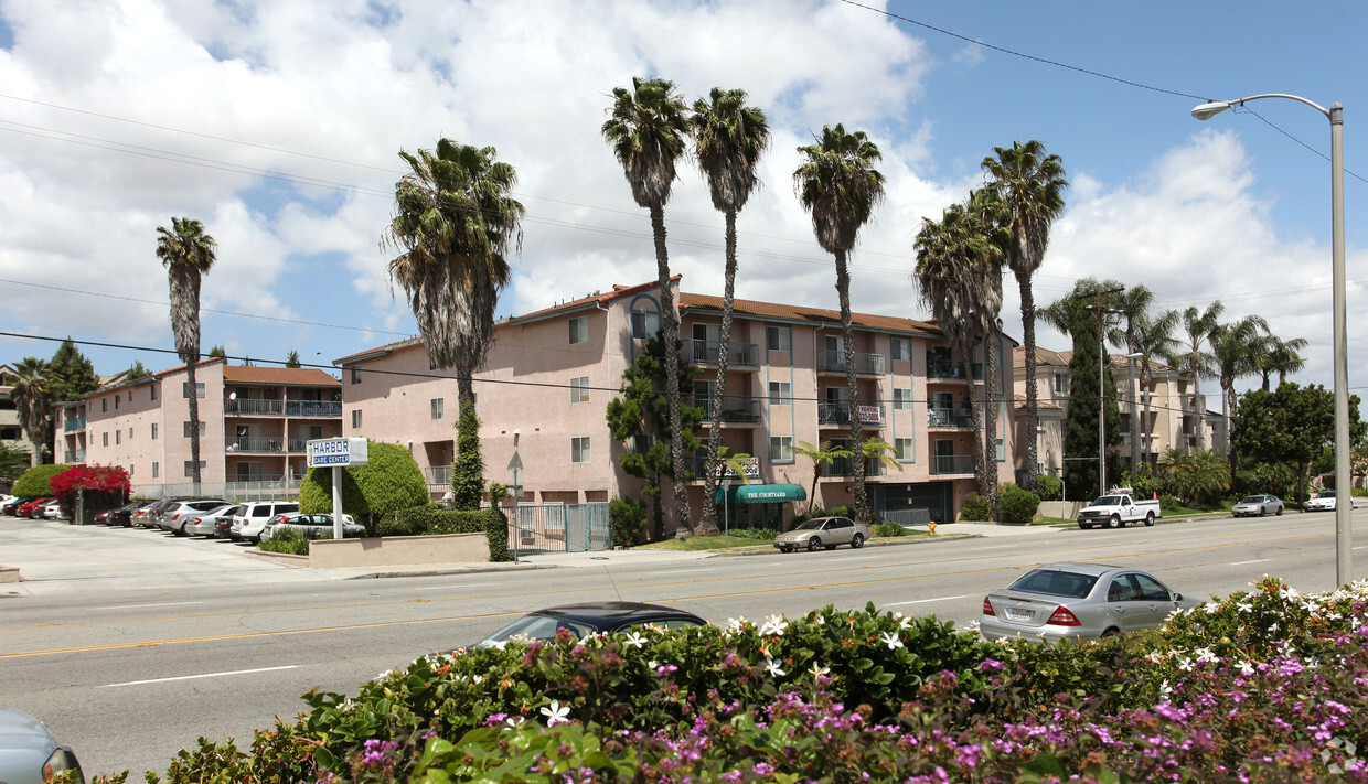 Primary Photo - Torrance Courtyard Apartments