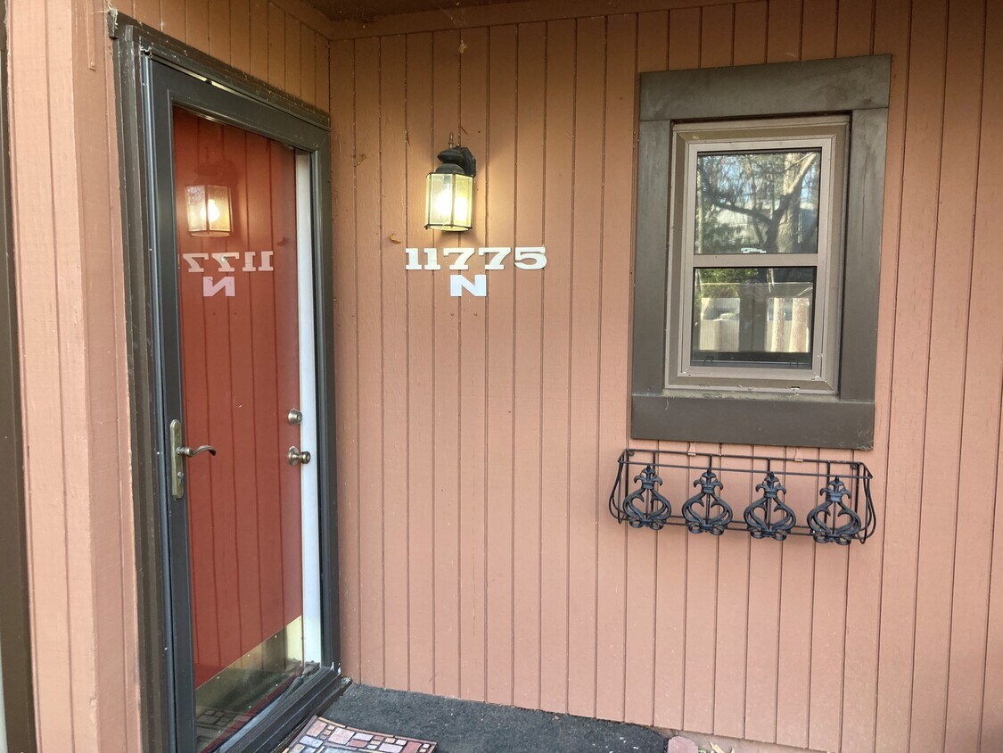 Welcome Home! - 11775 N Briar Patch Dr