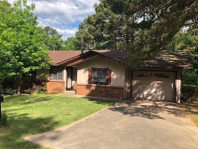 Primary Photo - 2 Belvoir Cir