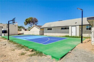 Building Photo - 3962 Euclid St