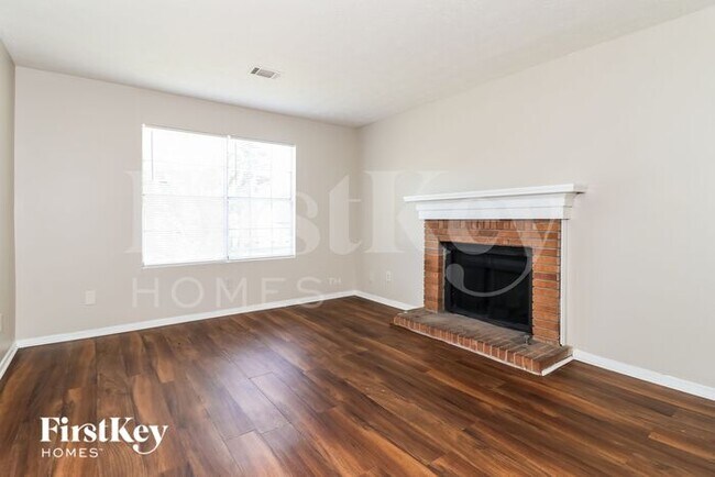 Building Photo - 1306 Mill Lake Cir