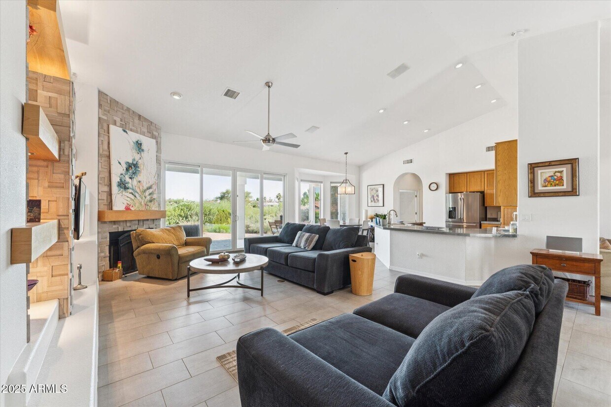 Foto principal - 11023 N Walsh Dr