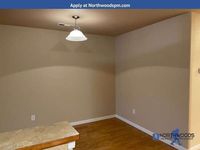 Foto del edificio - Very Nice 2 Bedroom 2 Bath Condo in a 55 P...
