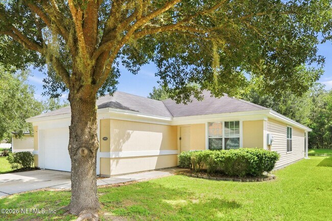 Foto del edificio - 11053 Campus Heights Ln