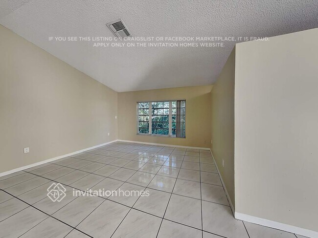 Foto del edificio - 7215 SW 42nd Ct