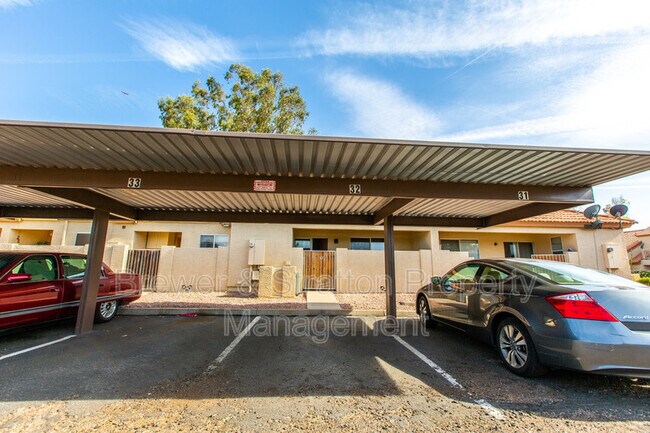 Foto del edificio - 5808 E Brown Rd