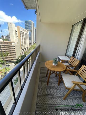 Foto del edificio - 2240 Kuhio Ave.