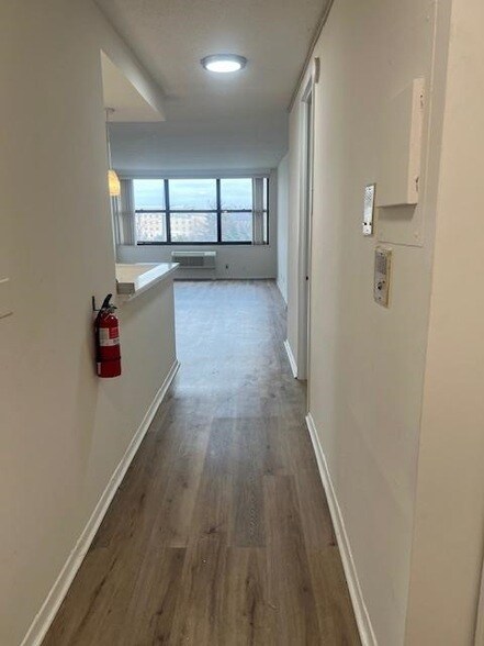 Building Photo - 7002 JFK Blvd E