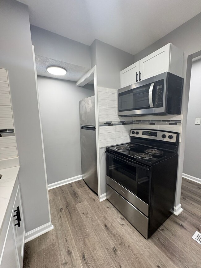 Foto del edificio - Discover Your Perfect Home at Bellagio North Living I in Indianapolis