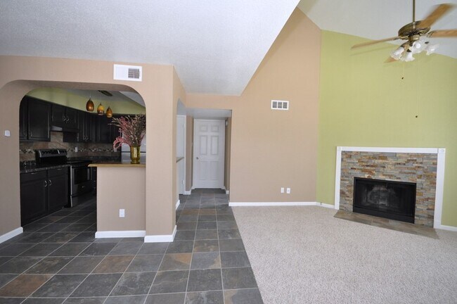 Foto del edificio - 10630 Westbrae Pkwy