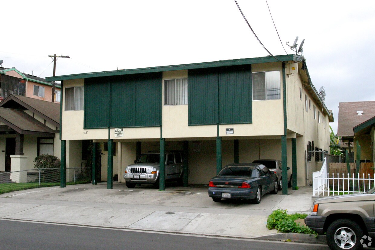 Building Photo - 1085 Walnut Ave
