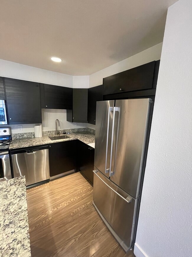 Foto del edificio - 4899 S Dudley St