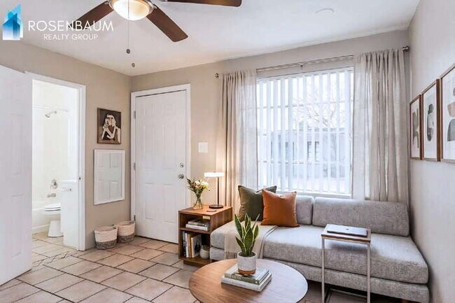 Foto del edificio - 302 W Flores St