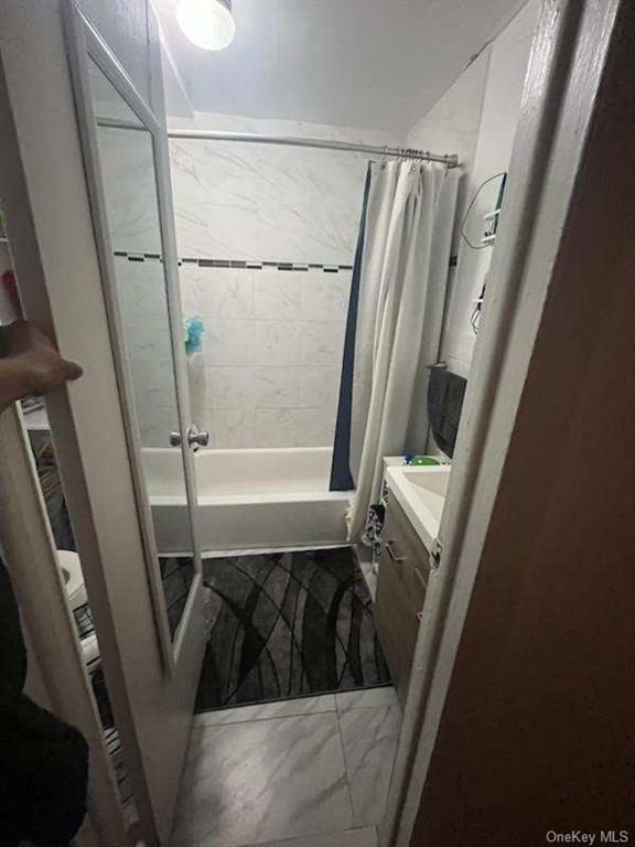 Foto del edificio - 9 Kelly Hill Rd