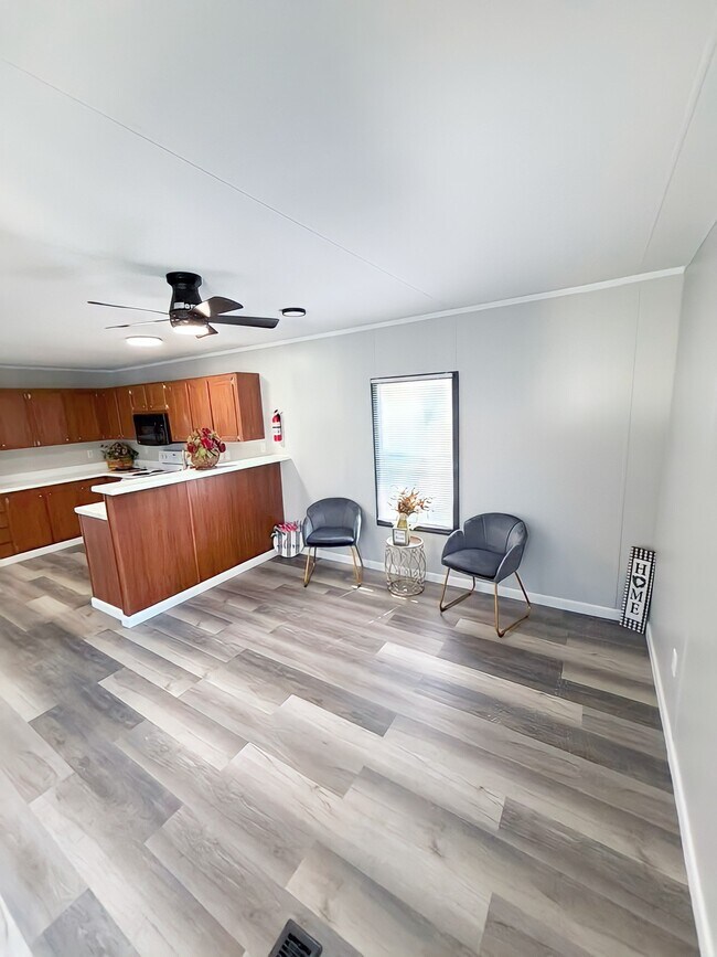 Foto del edificio - 13 Deerwood Park