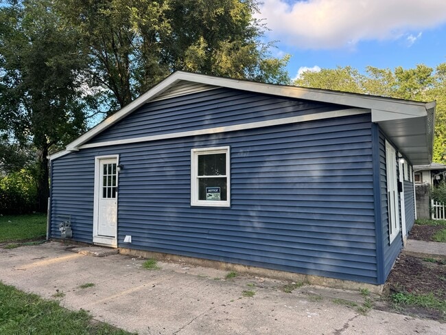 Building Photo - 4280 W 21st Pl